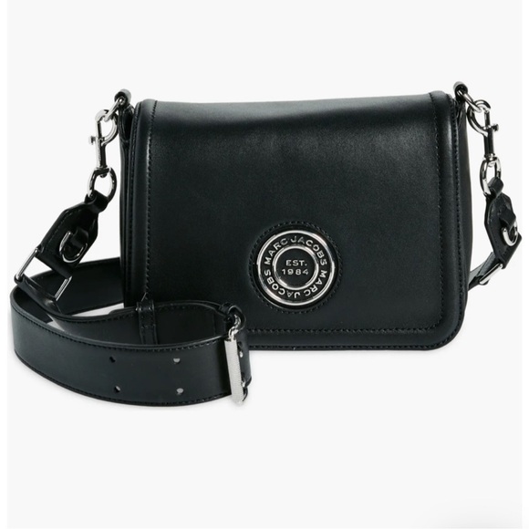 Marc Jacobs Handbags - Marc Jacobs Elegant Black Crossbody Bag